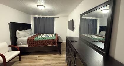 Saratoga Hills Walkout Basement Room 2