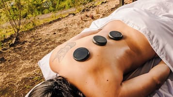 Massage đá nóng, massage mô sâu, massage Thụy Điển, dịch vụ massage