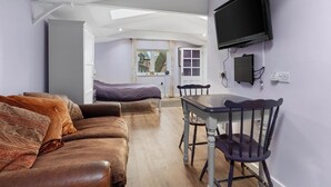 Interior - Countryside Studio with Private Sauna (Dane End)