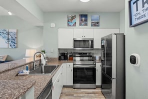 Private kitchen - Fall Deals + Snowbird Rates | Ocean Views + Beach Getaway (Panama City Beach)