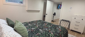 1 bdrm apt. Sleeps 4. Pet friendly. Pasadena. (Between Corner Brook & Deer Lake)