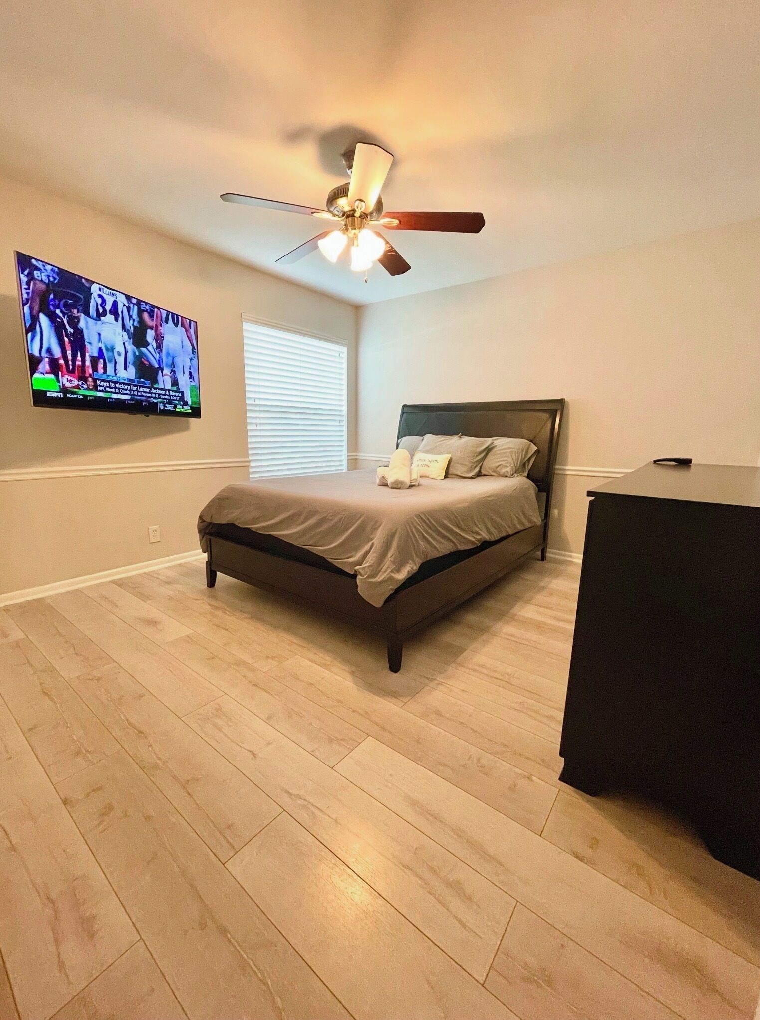 4 Schlafzimmer, Bügeleisen/Bügelbrett, kostenloses WLAN, Bettwäsche