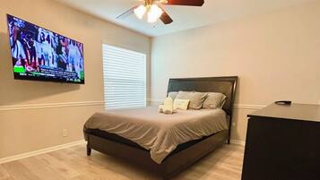 4 Schlafzimmer, Bügeleisen/Bügelbrett, kostenloses WLAN, Bettwäsche