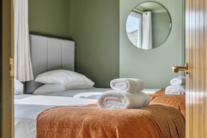Image 14 - 1 Bedroom Apartments Sleeps 3 - Balcony - Pets Ok (St. Ives)