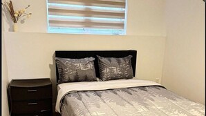 2 bedrooms, iron/ironing board, Internet, bed sheets - The Pearl of Dieppe (Dieppe)