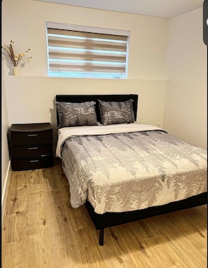 2 bedrooms, iron/ironing board, Internet, bed sheets - The Pearl of Dieppe (Dieppe)