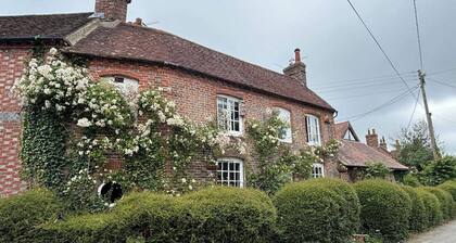 Sleeps 5 with in picturesque Chiddingly