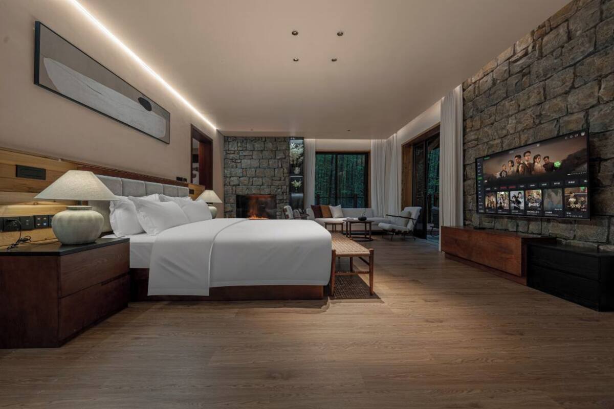 Habitació doble de luxe, balcó, vistes al turó | Vista des de l'habitació