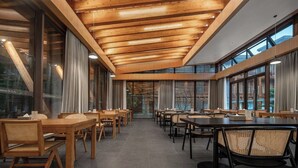 Restaurant - Autumnal Mist Retreat (Chongqing)