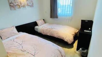 Standard Room, Non Smoking, City View | Blackout drapes, soundproofing, iron/ironing board (on request)