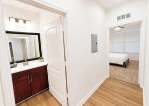 1 Schlafzimmer, Bügeleisen/Bügelbrett, kostenloses WLAN, Bettwäsche