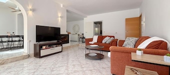 Nice home in Cartagena