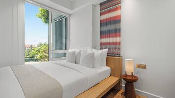 Apartment, 2 Bedrooms, Balcony, City View | Desk, laptop workspace, iron/ironing board, WiFi (free)
