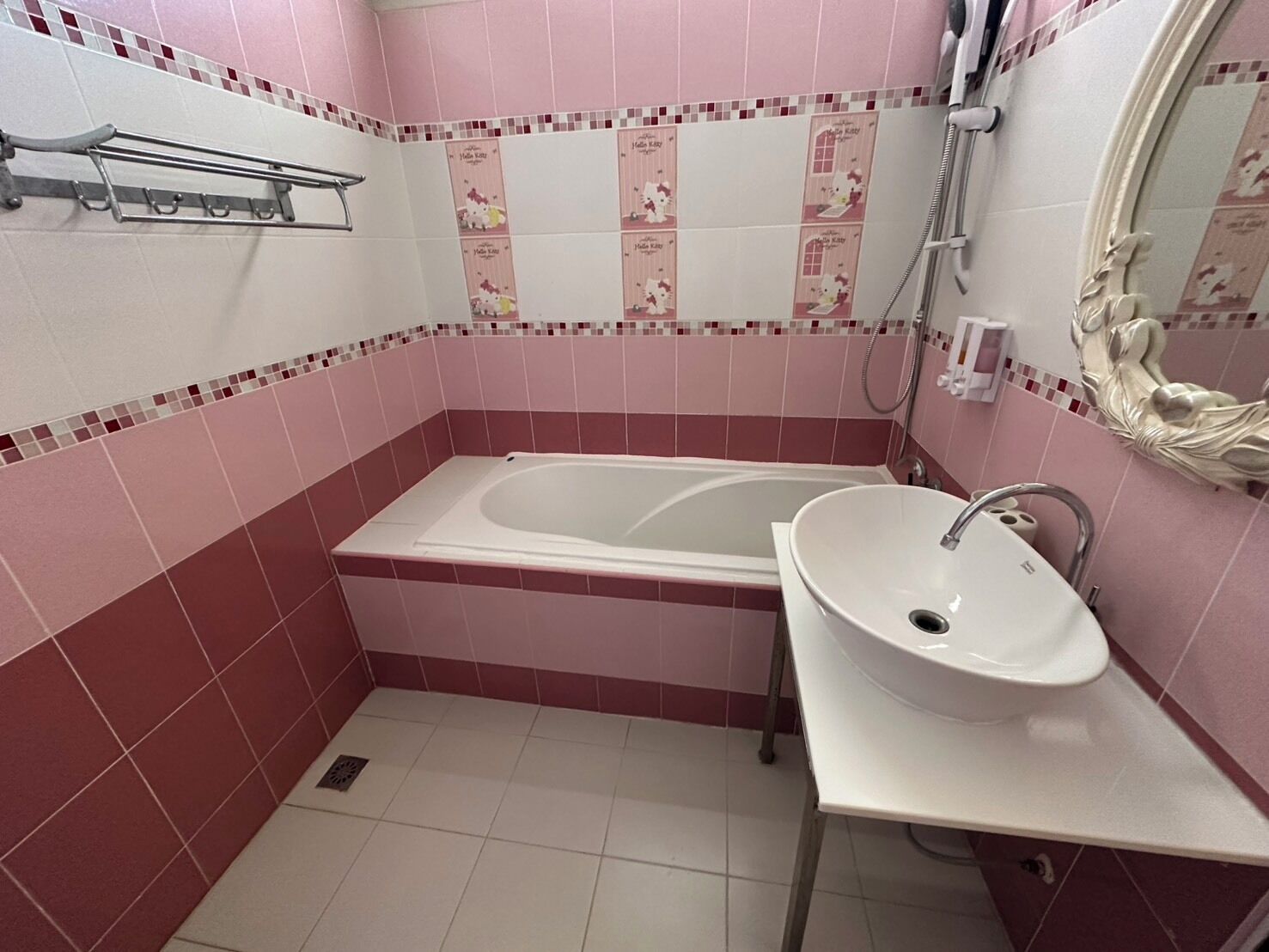 Standard Room | Bathroom | Free toiletries, hair dryer, towels, soap