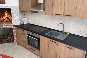 Private kitchen - Apartment With Balcony And Parking 1, Okrug Gornji, Croatia (Okrug Gornji)
