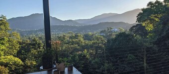 Rainforest Meets Luxury - Infinity Pool, Views