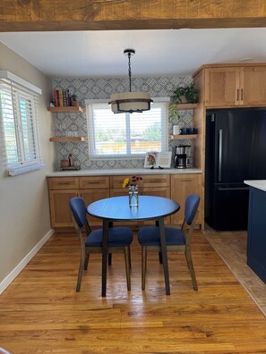 Dining - Charming Retreat in ABQ's North Valley-close to Old Town and Balloon Fiesta Park (Albuquerque)