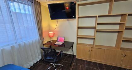 Detached House Near Downtown on the Second Floor - Los Profesionales