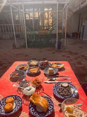 Outdoor dining - EmirA (Samarkand)