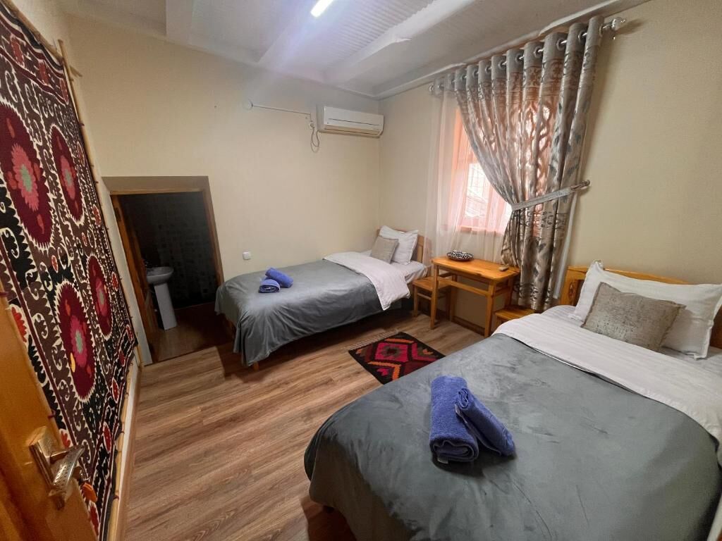 Klassieke kamer, 1 twee- of 2 eenpersoonsbedden, veranda, uitzicht op stad | Verduisterende gordijnen, een strijkplank/strijkijzer, gratis wifi