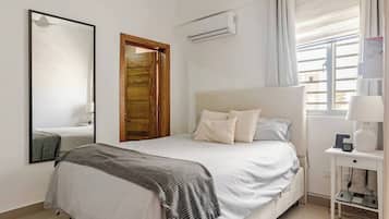 2 bedrooms