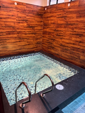 Executive Studio Suite | Spa - Hotel Grand Palais (Bengaluru)