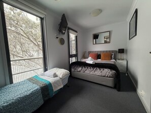Deluxe-Studio, eigenes Bad, Bergblick
