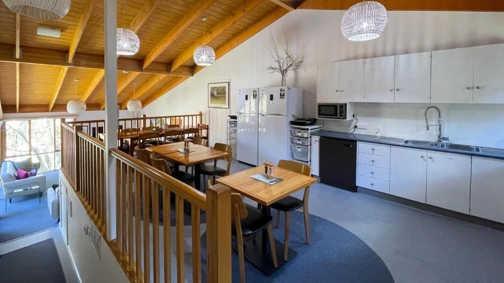 Superior Chalet, Balcony, Mountain View | Dining