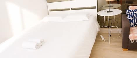 Wifi gratis y ropa de cama