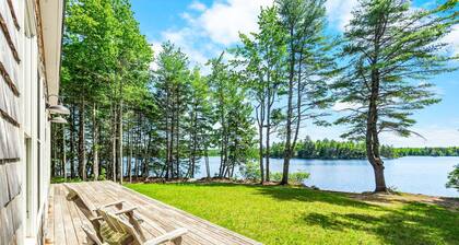 Toddy View - NEW! Waterfront Home on Toddy Pond
