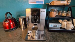 Coffee and/or coffee maker - Au Cœur du Paradis, Divine, View & Breakfast (Cilaos)