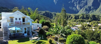 Au Cœur du Paradis, Divine, View & Breakfast