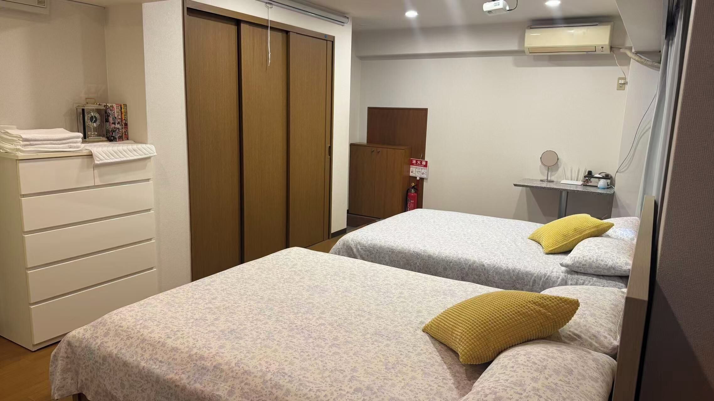 Chambre quadruple classique | Accès au Wi-Fi (inclus)
