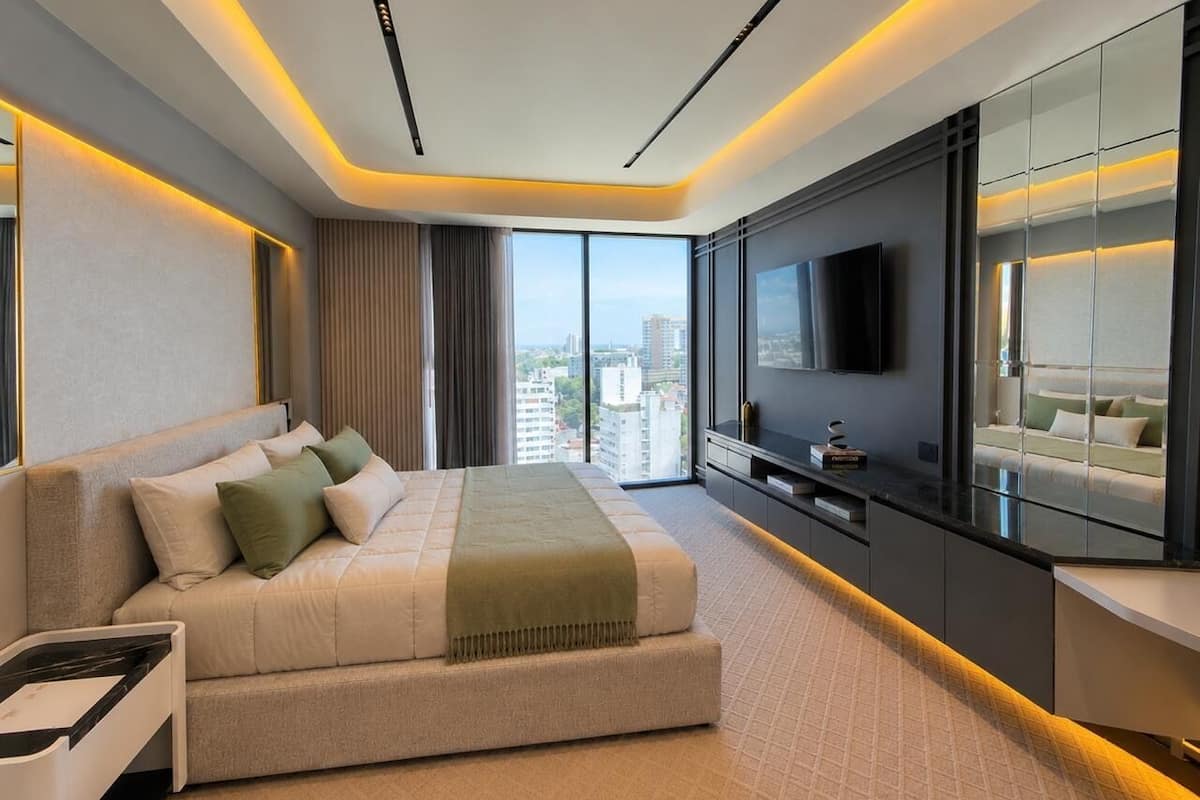 Ropa de cama de alta calidad, wifi gratis y ropa de cama
