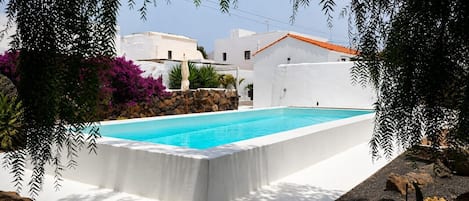 Piscine extérieure, piscine chauffée