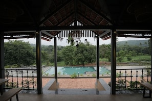 Outdoor pool - Riverfront Pale Resort Goa (Valpoy)
