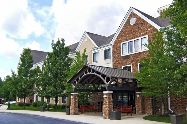 Arrive with ease at a welcoming, well-kept entrance.