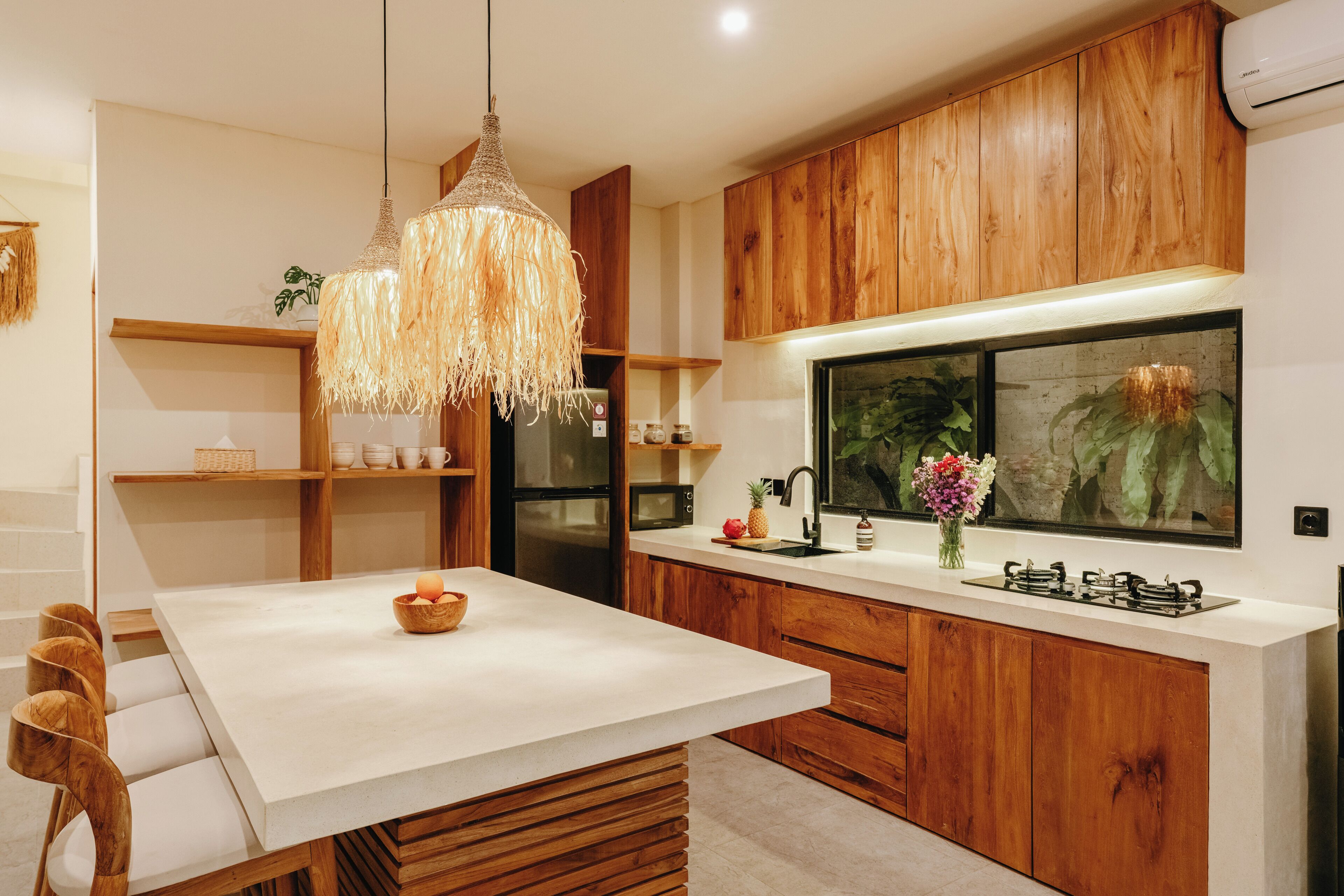 Comfort Villa, Partial Ocean View | Private kitchen | Full-sized fridge, microwave, oven, stovetop