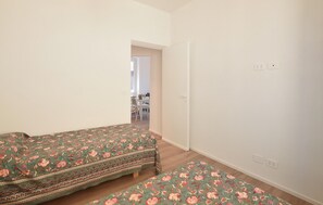2 bedrooms, free WiFi