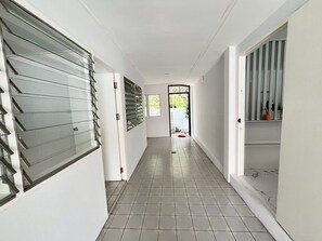 Interior - Near Airport Rooms 2800 1800 300 (Bangkok)