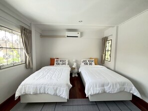 Rumah, 4 kamar tidur, Hewan Peliharaan Diizinkan, pemandangan kebun