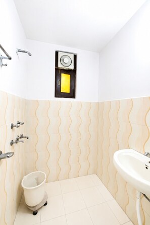 Double Room | Bathroom - Hotel Sunrise Plaza  (Deoghar)