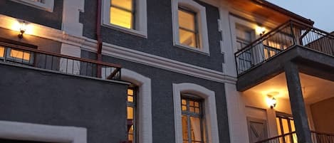 Chambre, 1 chambre, fumeur, balcon | Détail de l’extérieur