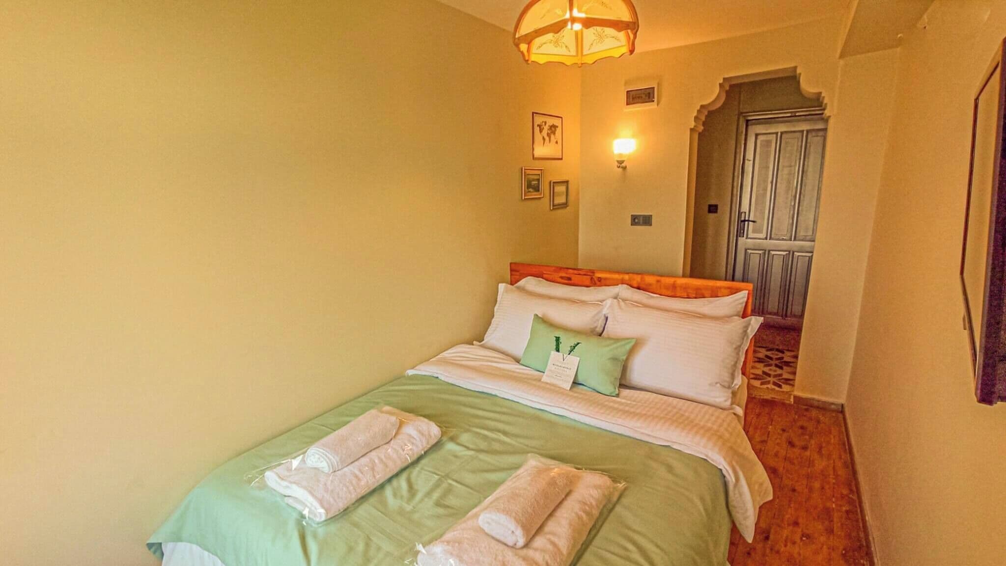 Kamer, 1 slaapkamer, roken, balkon | 1 slaapkamer