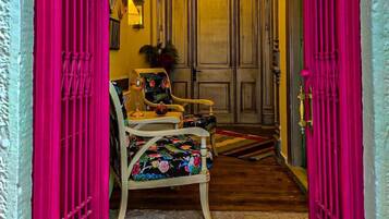 Room, 1 Bedroom, Smoking, Balcony | Interior