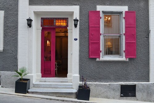 Room-charming Room in Historic Konak, Tu