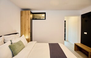 Deluxe tweepersoonskamer, 1 queensize bed | Een bureau, een laptopwerkplek, gratis wifi