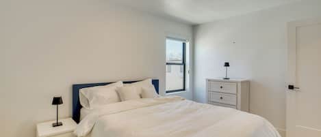 2 Schlafzimmer, Schreibtisch, Internetzugang, Bettwäsche