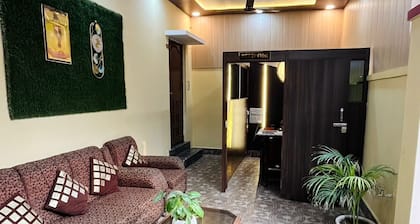 Rudraksh Inn