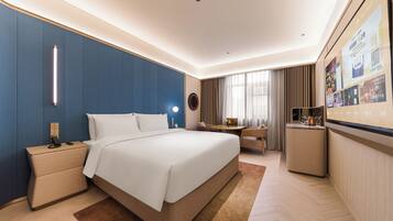 Kamar Double Basic | Meja kerja, tirai kedap cahaya, dan Wi-Fi gratis